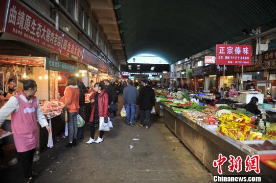 �����½�50����׼ũó�г�